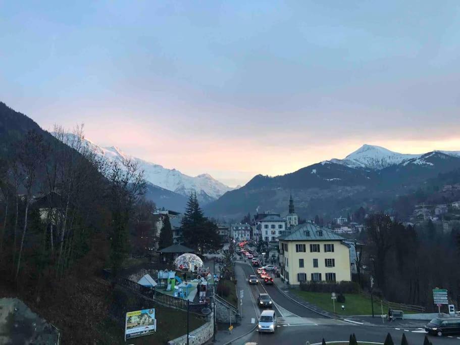 Appart Cosy Et Lumineux Au Coeur De Saint Gervais Esterno foto