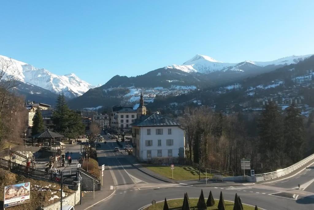 Appart Cosy Et Lumineux Au Coeur De Saint Gervais Esterno foto